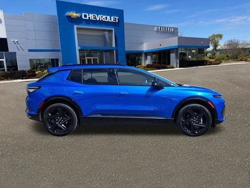 Used 2025 Chevrolet Equinox EV RS w/ Convenience Package II AWD/4WD image 27