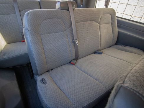 Used 2020 Chevrolet Express 3500 LS image 32