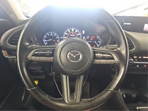 Used 2020 MAZDA MAZDA3 Sedan w/ Select Package FWD image 6