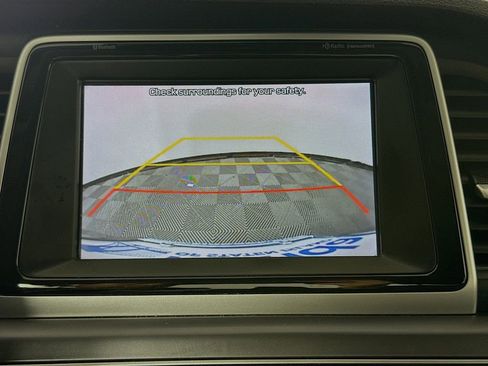 Used 2019 Hyundai Sonata Limited FWD image 16