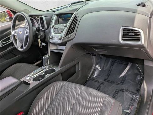 Used 2017 Chevrolet Equinox LT image 20