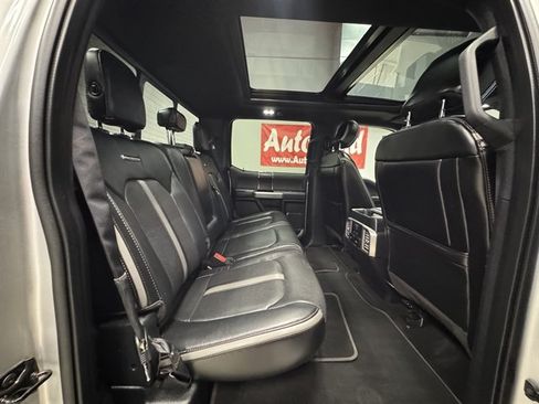 Used 2018 Ford F150 Platinum w/ Equipment Group 701A Luxury AWD/4WD image 18