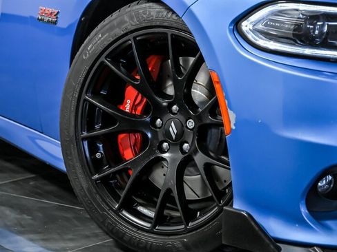 Used 2019 Dodge Charger Scat Pack w/ Dynamics Package RWD image 3