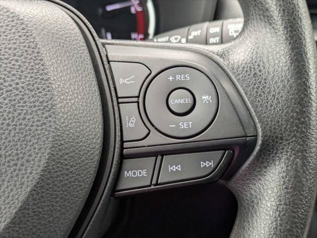 Certified 2024 Toyota RAV4 XLE FWD image 25