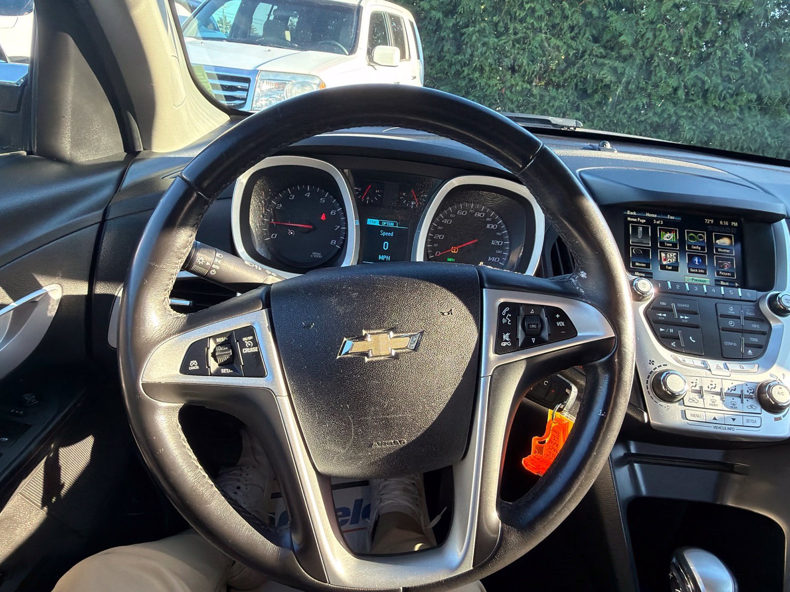 Used 2015 Chevrolet Equinox LT w/ Driver Convenience Package FWD image 13
