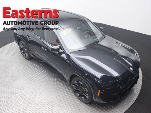 Used 2023 BMW XM w/ M Driver's Package AWD/4WD image 3