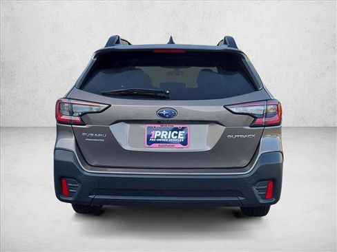 Used 2022 Subaru Outback Premium AWD/4WD image 7