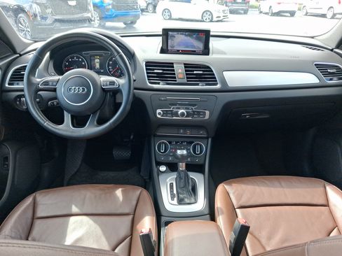 Used 2018 Audi Q3 2.0T Premium FWD image 24
