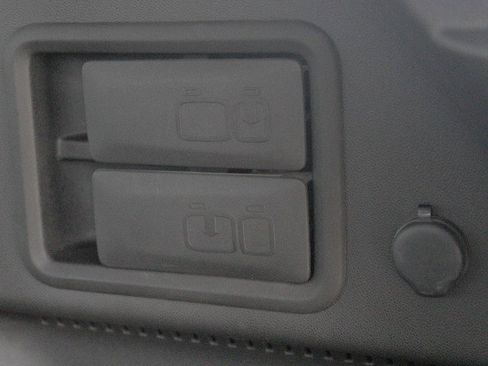 Used 2020 GMC Terrain SLT w/ Preferred Package image 32