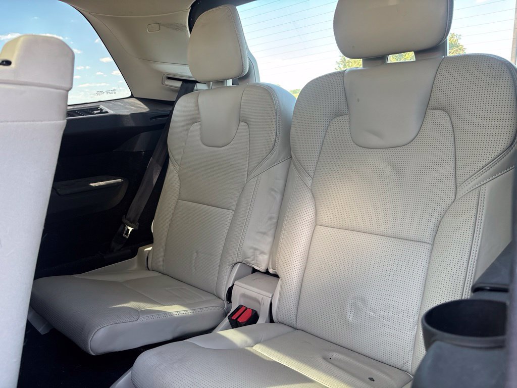Used 2016 Volvo XC90 T6 Inscription w/ Vision Package AWD/4WD image 12