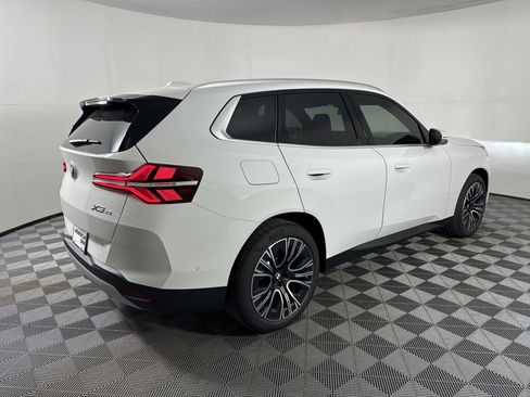 Used 2025 BMW X3 xDrive30i image 8