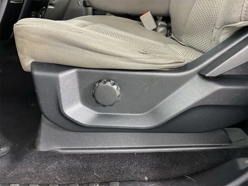 Used 2017 Ford F150 XLT w/ XTR Package image 11