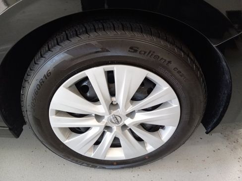 Used 2025 Nissan Sentra S FWD image 4