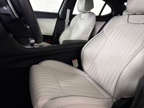 New 2025 Genesis G70 2.5T w/ Sport Prestige Package image 13