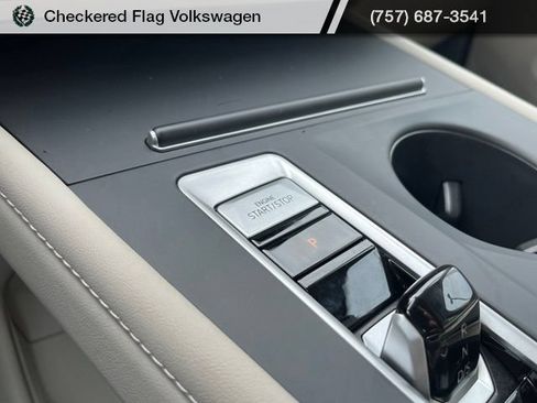 Used 2026 Volkswagen Atlas SE AWD/4WD image 45