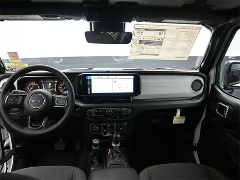 Used 2024 Jeep Gladiator Sport image 23