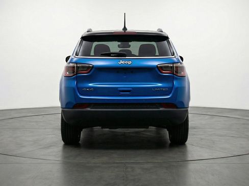 Used 2025 Jeep Compass Limited AWD/4WD image 7