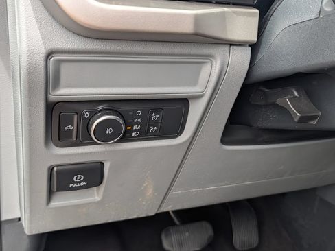 Used 2021 Ford F150 XLT AWD/4WD image 19