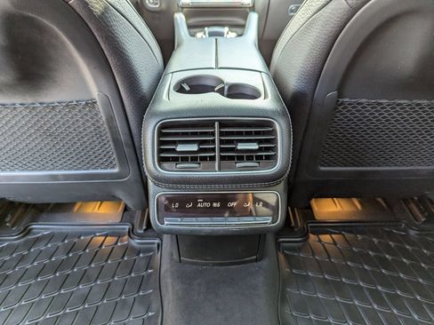 Used 2022 Mercedes-Benz GLS 450 4MATIC image 44
