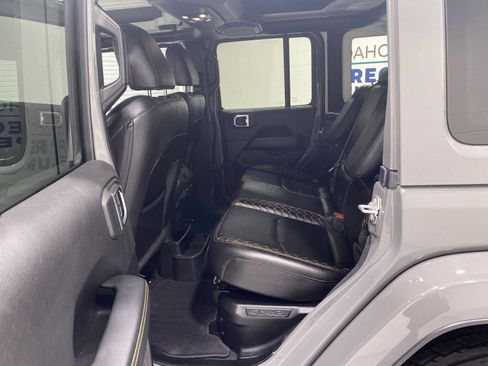 Used 2023 Jeep Wrangler Unlimited Sahara AWD/4WD image 22