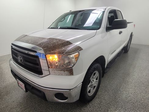 Used 2013 Toyota Tundra 2WD Double Cab w/ Tow Pkg image 2
