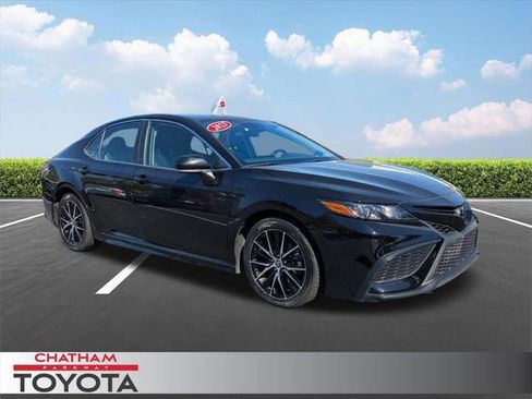 Certified 2023 Toyota Camry SE image 1