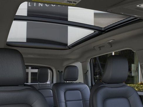 New 2026 Lincoln Aviator 2WD w/ Jet Appearance Package image 22