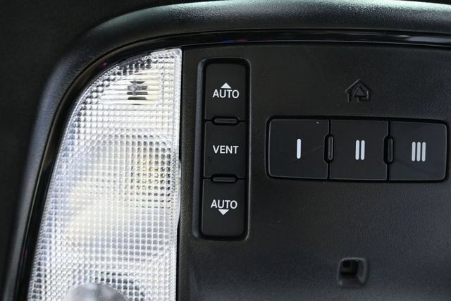 Used 2024 Dodge Durango SRT AWD/4WD image 28