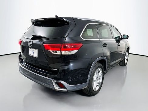 Used 2017 Toyota Highlander Limited image 5