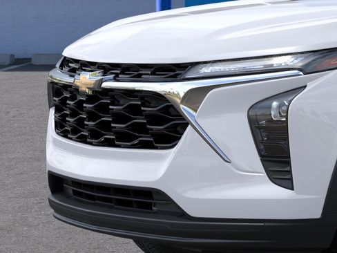 New 2026 Chevrolet Trax LS FWD image 38