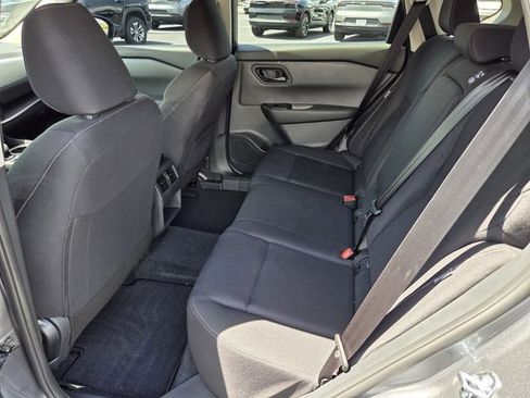 Used 2026 Nissan Rogue S FWD image 11