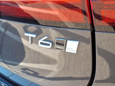 Certified 2021 Volvo V90 T6 Cross Country w/ Climate Package image 6