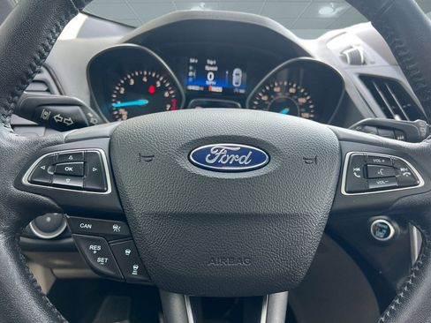 Used 2018 Ford Escape Titanium w/ Ford Safe & Smart Package image 16