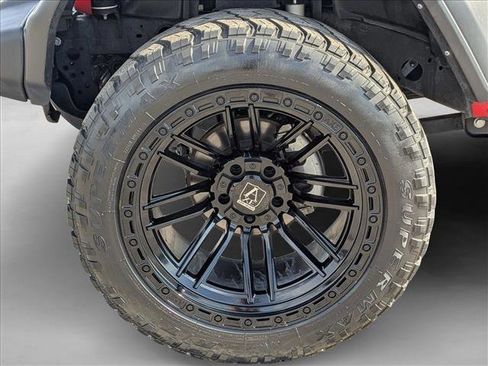 Used 2022 Jeep Wrangler Unlimited Sport image 21