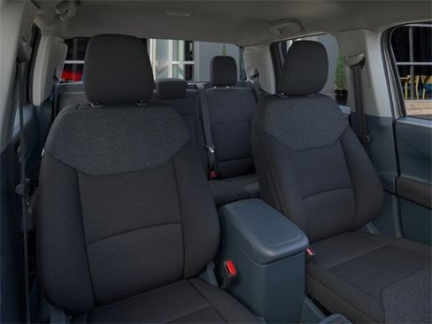 New 2025 Ford Maverick XL image 10