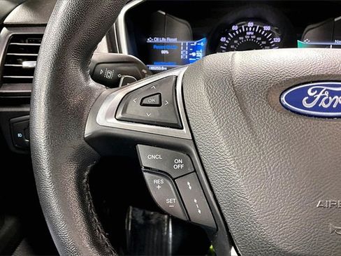 Used 2019 Ford Fusion Titanium image 12