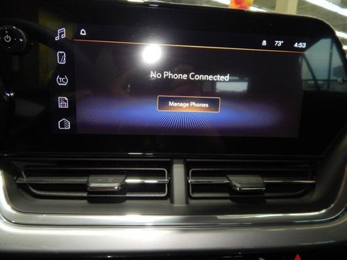 Used 2025 Chevrolet Trax LT w/ Driver Confidence Package image 25