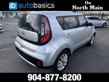 Used 2017 Kia Soul + image 5