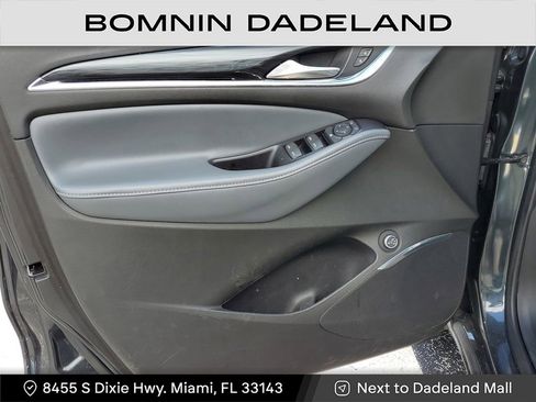 Used 2020 Buick Enclave Essence image 15