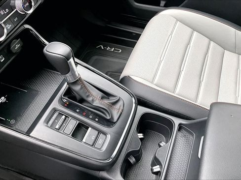 Used 2026 Honda CR-V Sport Touring image 17