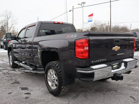 Used 2015 Chevrolet Silverado 2500 LT w/ LT Convenience Package image 3