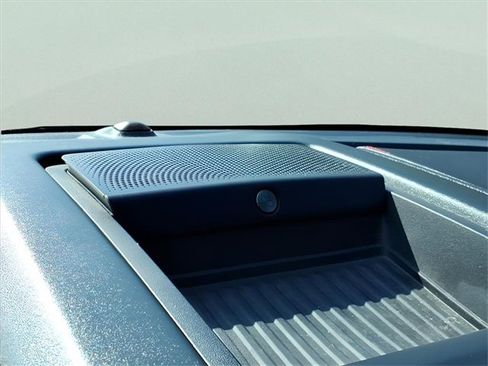 Used 2021 Ford Expedition Limited image 17