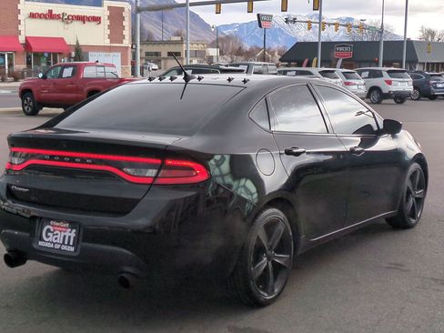 Used 2015 Dodge Dart SXT image 3