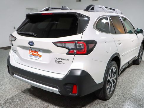 Used 2021 Subaru Outback Limited image 7