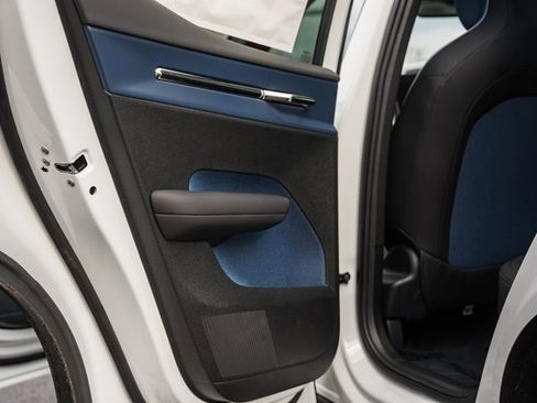 New 2026 Volvo EX30 Plus image 30