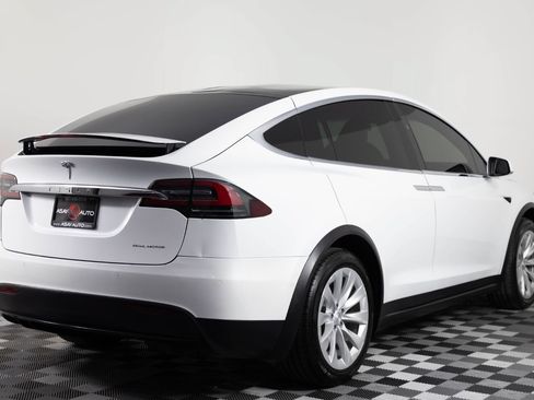Used 2021 Tesla Model X Long Range AWD/4WD image 7