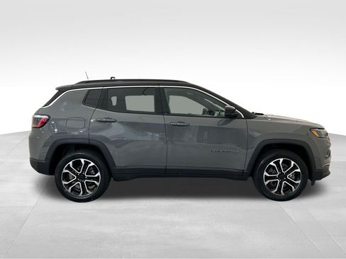 Used 2023 Jeep Compass Limited AWD/4WD image 6
