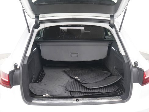 Used 2022 Audi A4 2.0T allroad Premium Plus AWD/4WD image 16