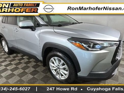 Used 2023 Toyota Corolla Cross LE AWD/4WD image 1