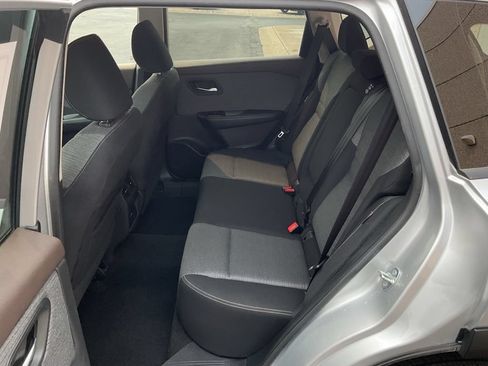 Used 2021 Nissan Rogue SV AWD/4WD image 20